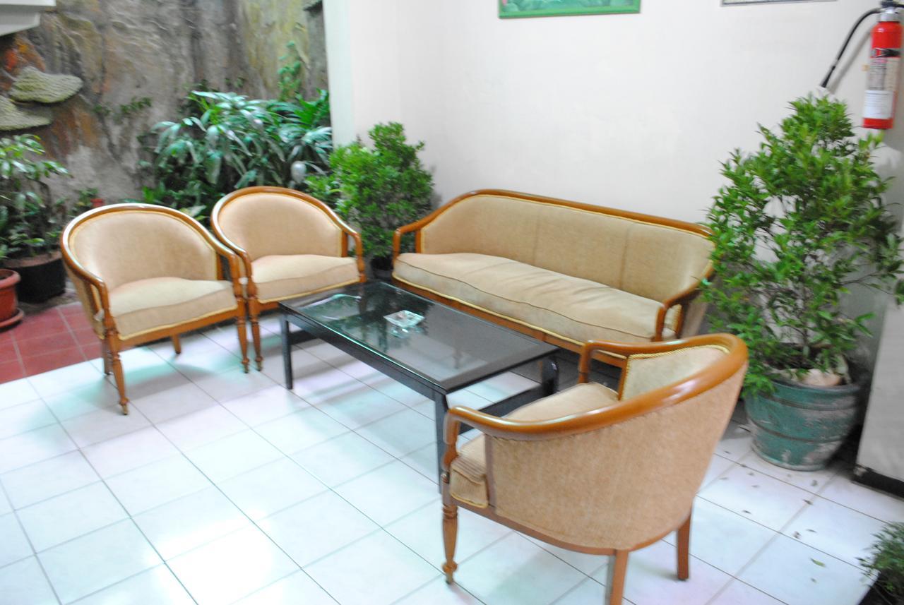 Hotel Wisata Baru Serang Exterior foto